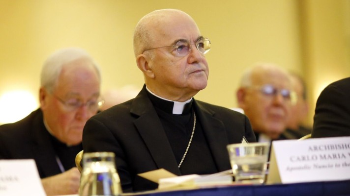 Importanti dichiarazioni di Monsignor Carlo Maria Viganò sull'elezione di Bergoglio