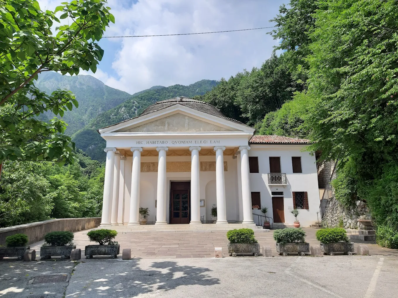 COVOLO (TV) - Casa di Spiritualità Santa Maria del Covolo